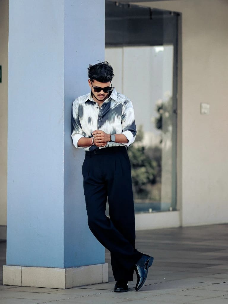 The Relaxed Pillar Lean