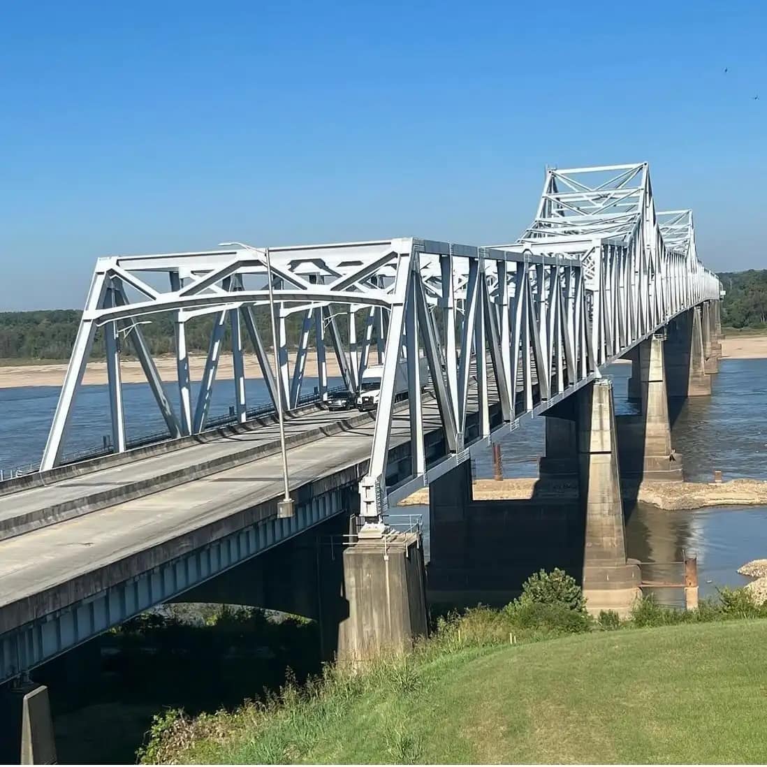 The Mississippi Path