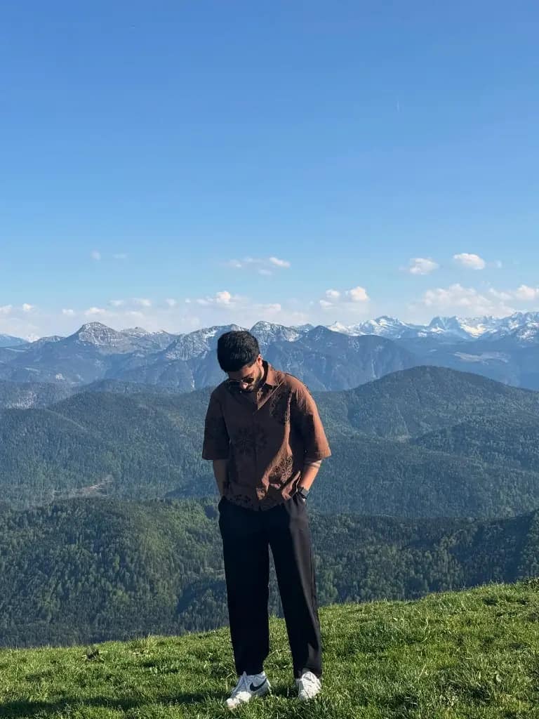 The Thoughtful Mountain Gaze