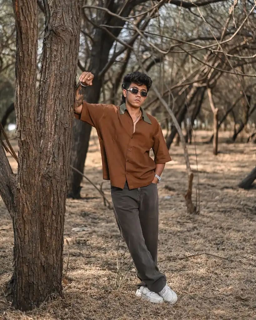 The Casual Tree Lean